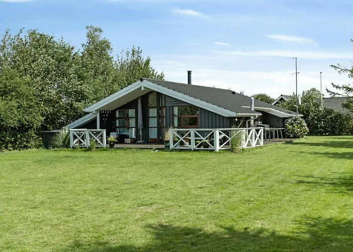 Open Spaces And Cozy Corners In Ristinge Σπίτι διακοπών