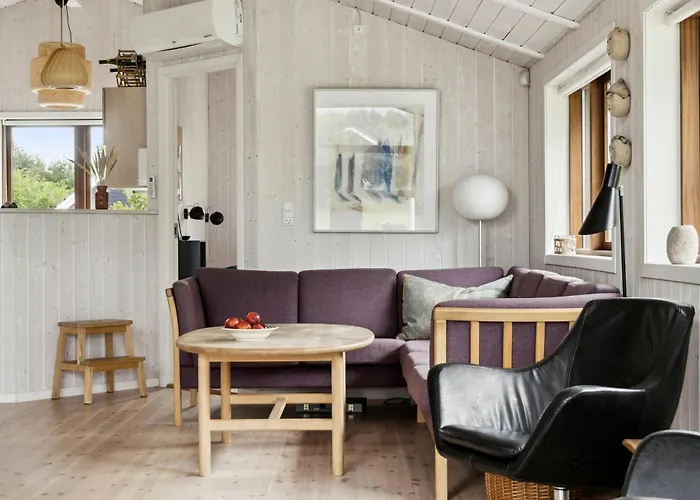 Open Spaces And Cozy Corners In Ristinge Casa de Férias Nordenbro Vesteregn