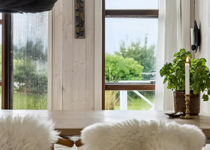 Open Spaces And Cozy Corners In Ristinge Casa de Férias