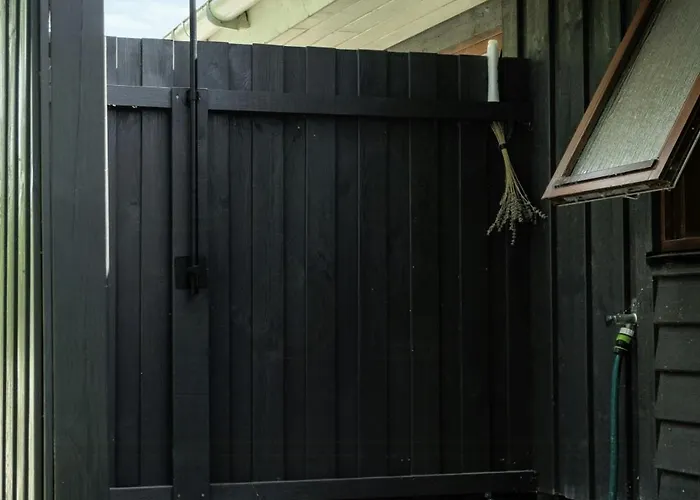 Open Spaces And Cozy Corners In Ristinge *